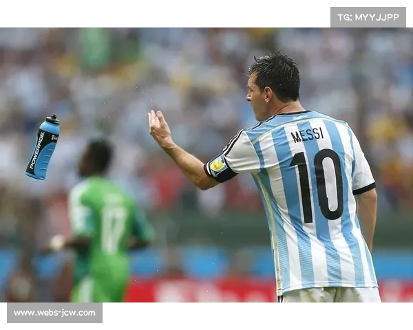 尼日利亚球迷狂欢庆祝，超级鹰重燃世界杯希望