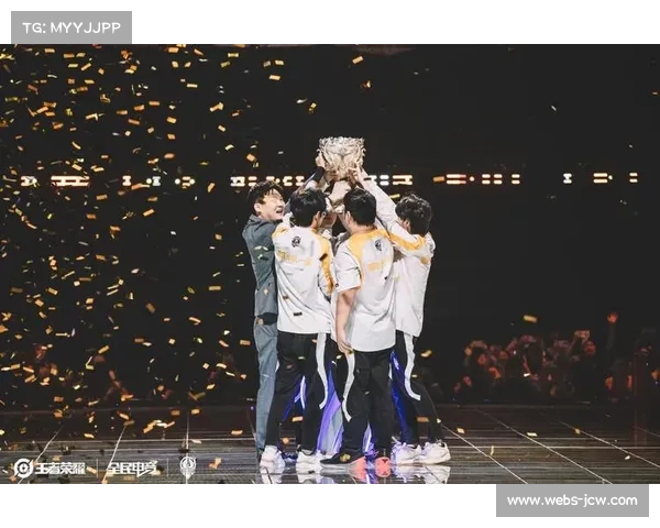 重庆狼队KPI压力增大，挑战者杯成最后夺冠机会